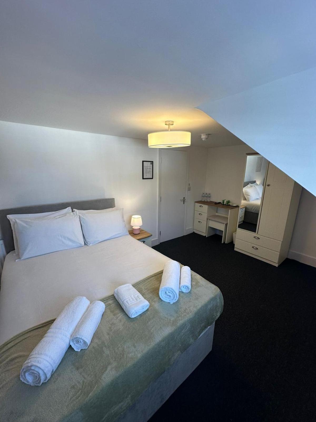 Cambridge Central Rooms - Tas Accommodations Eksteriør billede