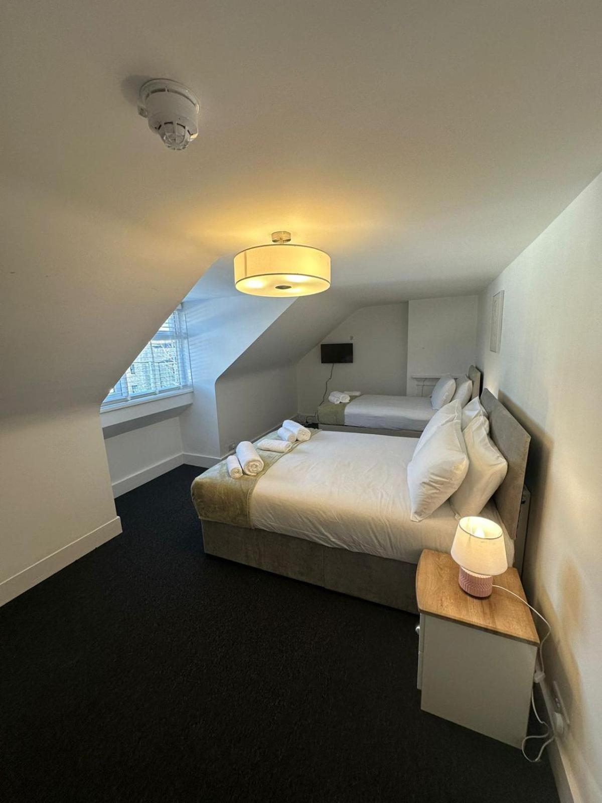Cambridge Central Rooms - Tas Accommodations Eksteriør billede