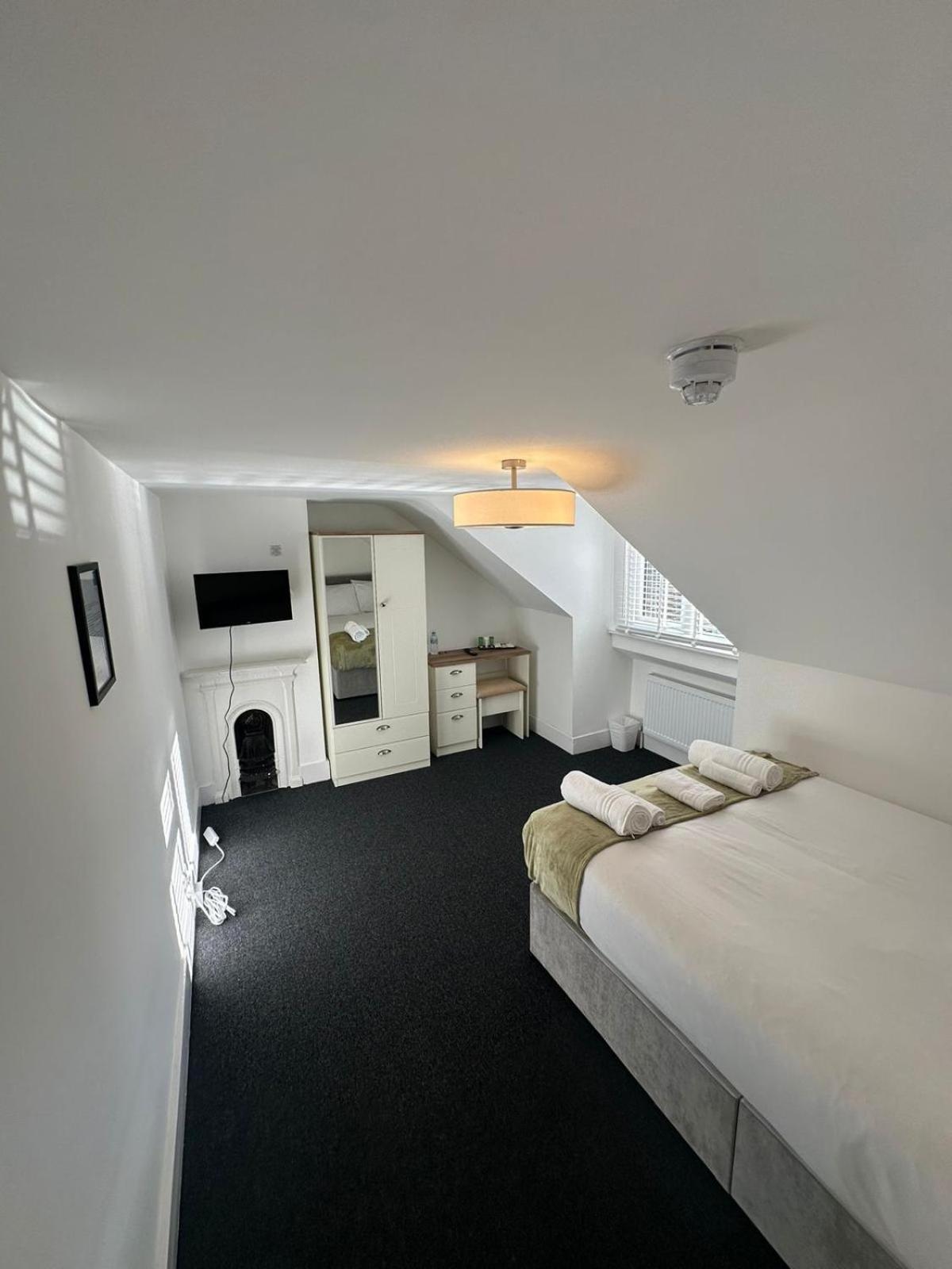 Cambridge Central Rooms - Tas Accommodations Eksteriør billede
