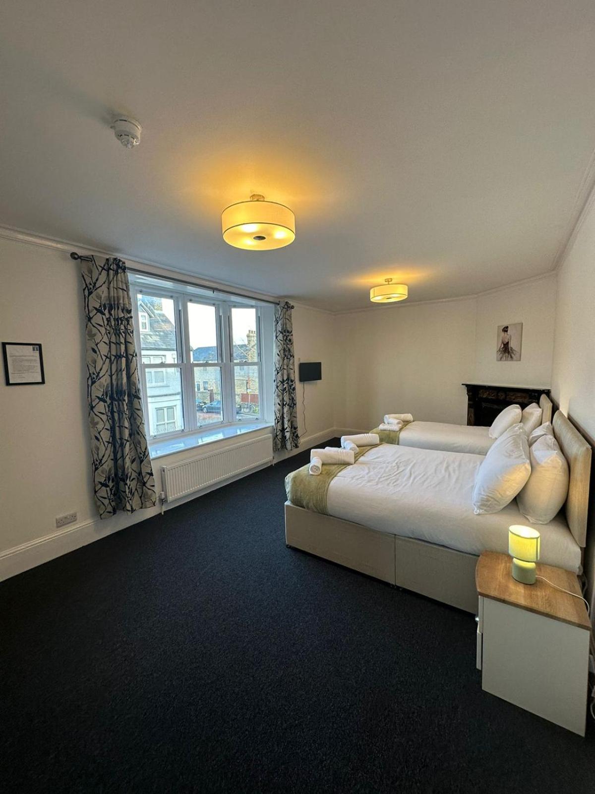 Cambridge Central Rooms - Tas Accommodations Eksteriør billede
