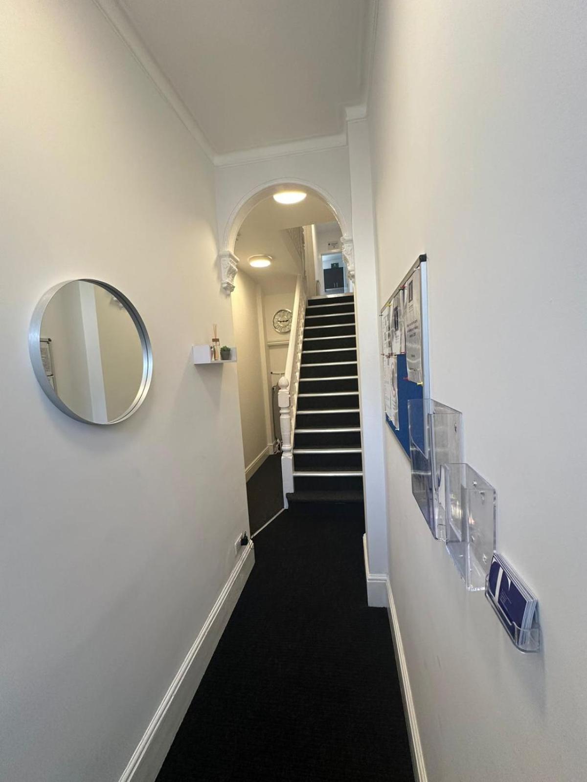 Cambridge Central Rooms - Tas Accommodations Eksteriør billede