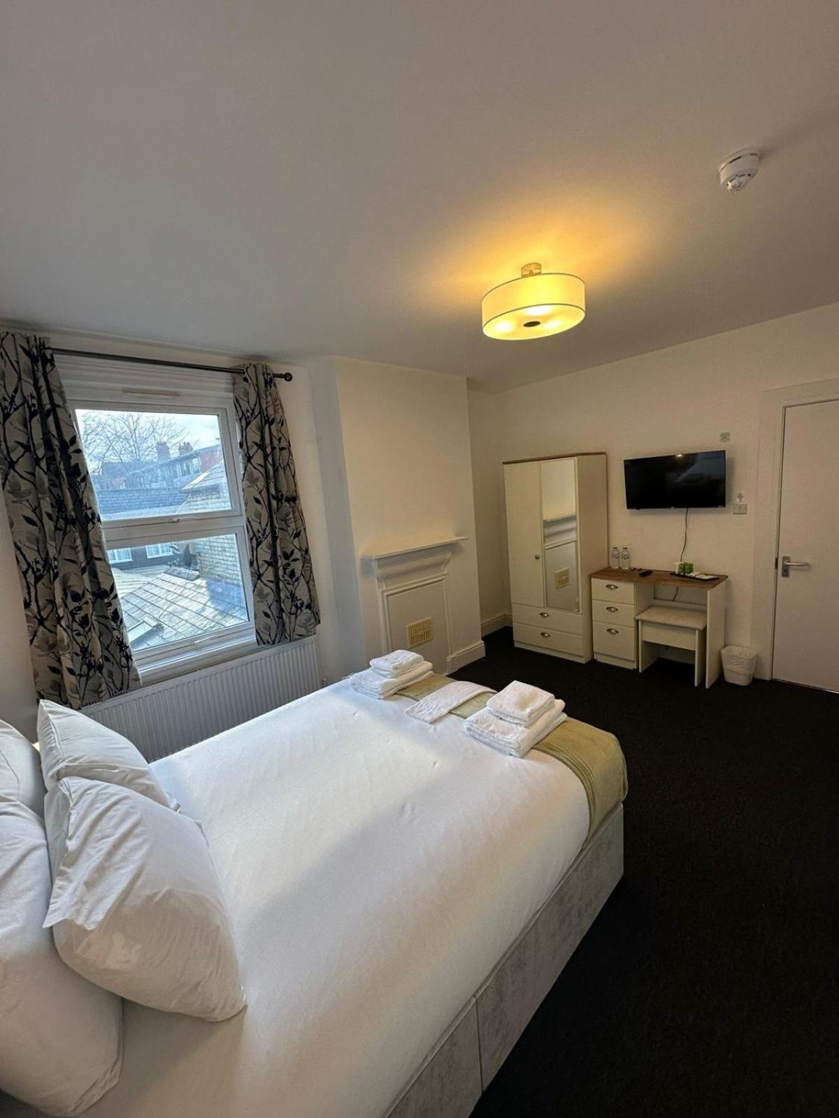 Cambridge Central Rooms - Tas Accommodations Eksteriør billede
