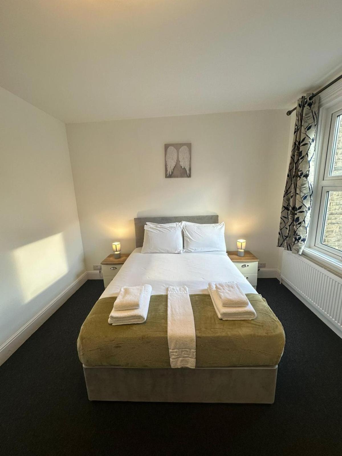 Cambridge Central Rooms - Tas Accommodations Eksteriør billede