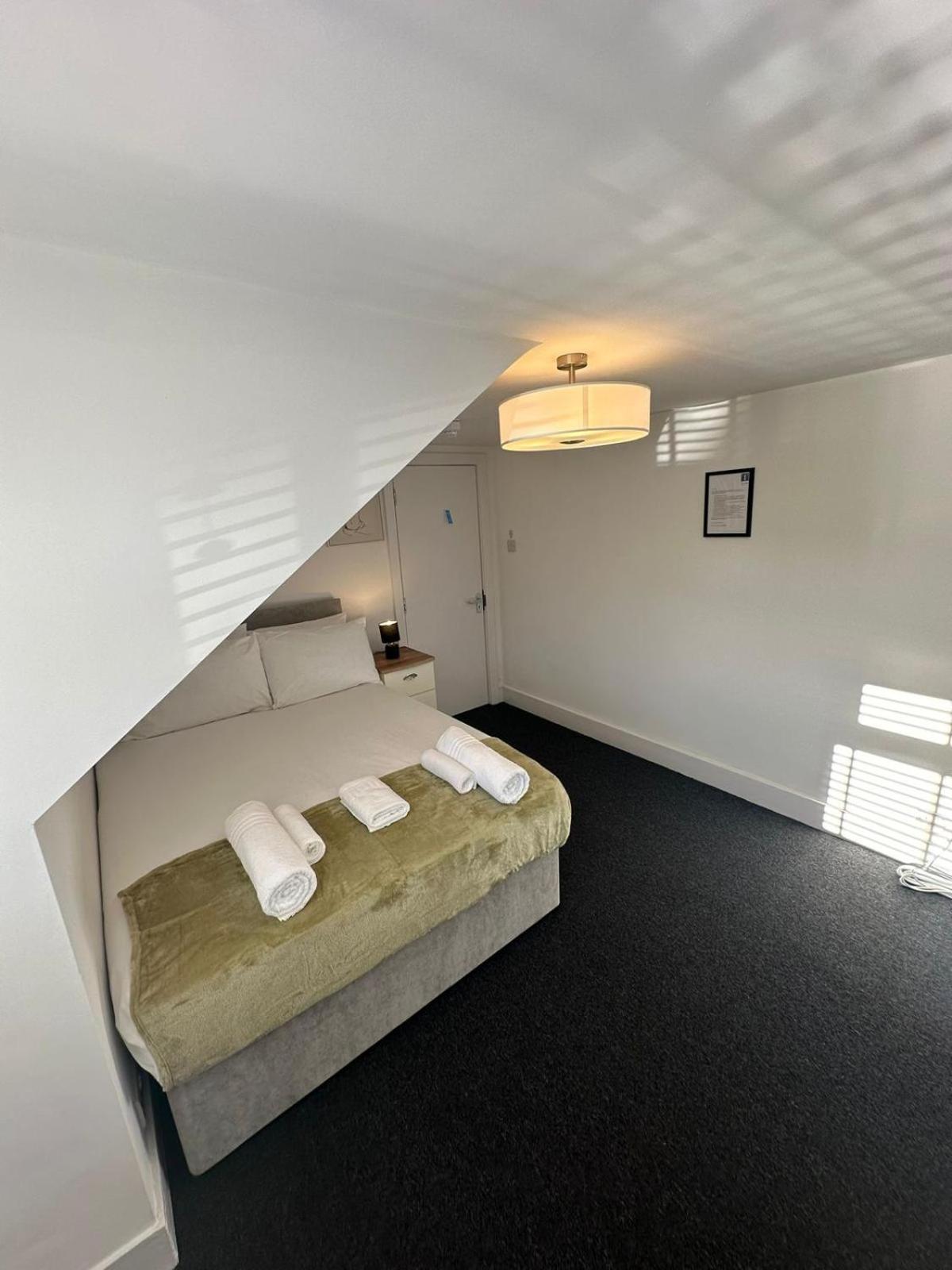 Cambridge Central Rooms - Tas Accommodations Eksteriør billede